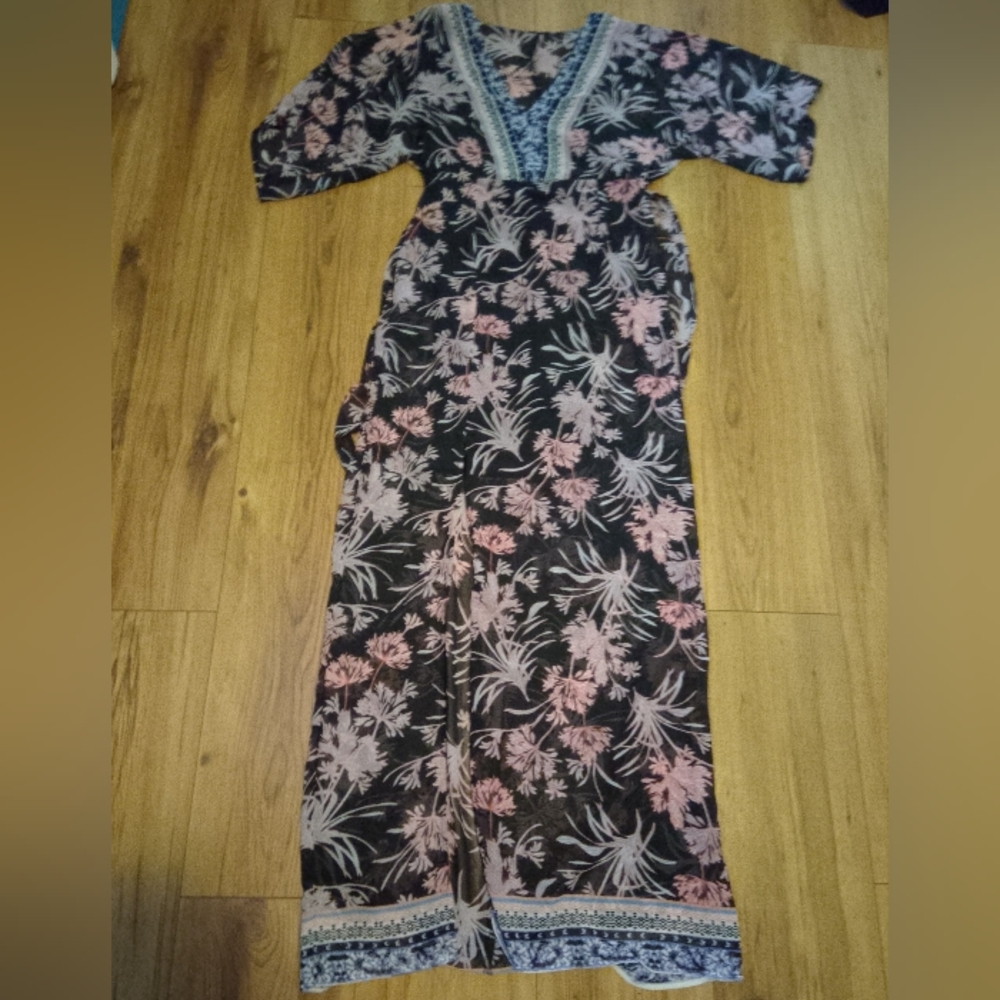 Express chiffon maxi dress with front slit. Sz S - Picture 3 of 5